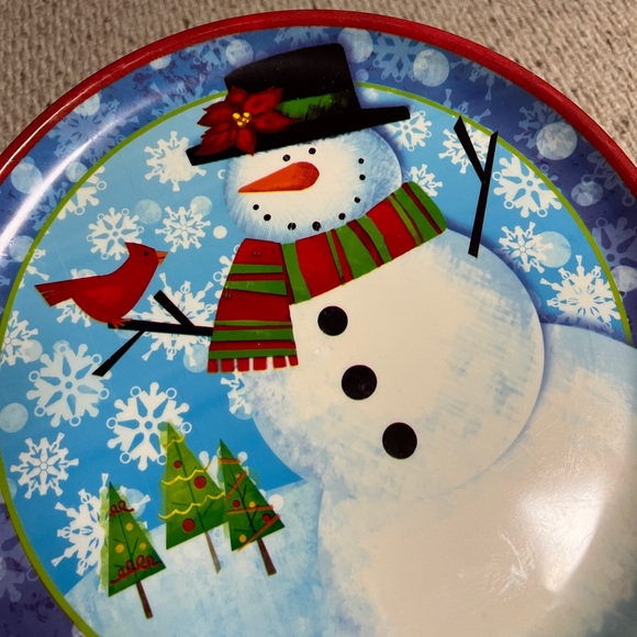 ⛄️AMSCAN: Large round snowman & cardinal theme serving platter, preowned. - Picture 3 of 7